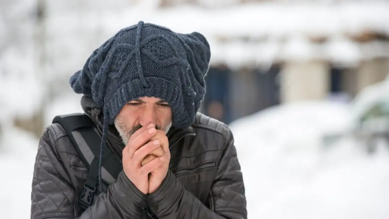 توقعات طقس الجمعة تكشف تفاصيل الأجواء الباردة وفرص الأمطار والرياح القوية بالمناطق المتأثرة